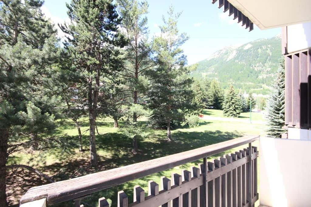 Апартаменты Flocon Josephine Immobilier Ла-Саль-лез-Альп Экстерьер фото